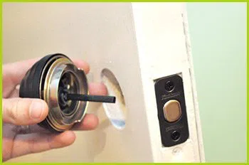 Expert Locksmith Services Wayzata, MN 952-777-8520 - 12-changing-locks